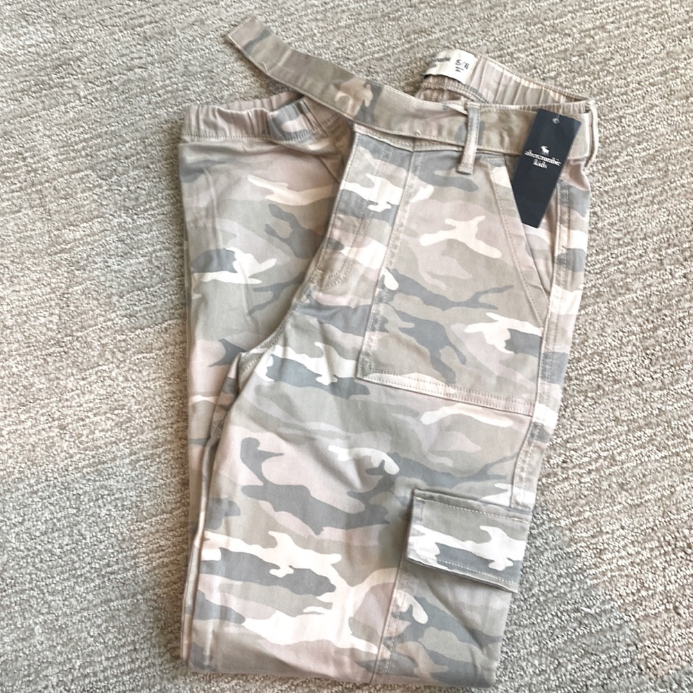 Girls Abercrombie Camo style pants